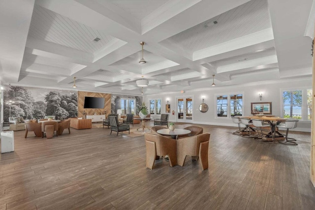 common area featuring visible vents