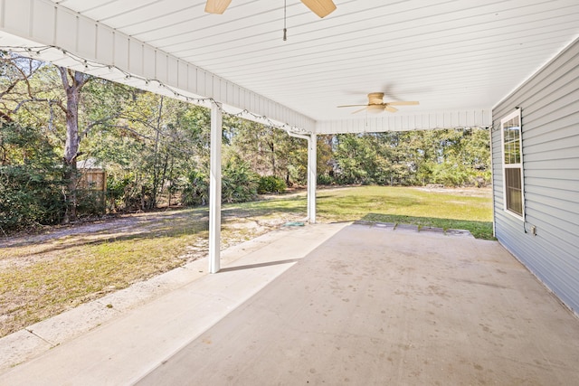 view of patio featuring a ceiling fan