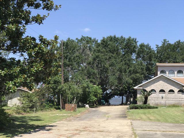 6333 E Bay Blvd, Gulf Breeze, FL 32563 - photo 9