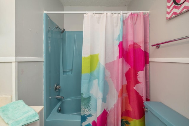 24776 Fifth Ave, Florala, AL 36442 - full bath featuring shower / tub combo, toilet, and a textured ceiling