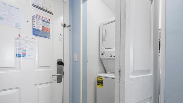 10519 Front Beach Rd Unit 1904B, Panama City Beach, FL 32407 - laundry area featuring laundry area and stacked washer / drying machine