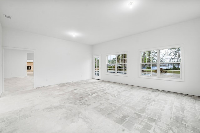 680 Mallet Bayou Rd, Freeport, FL 32439 - unfurnished room featuring visible vents
