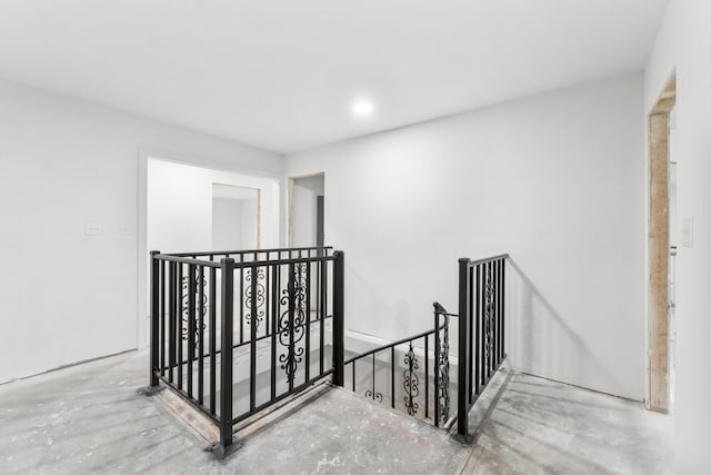 680 Mallet Bayou Rd, Freeport, FL 32439 - interior space featuring concrete flooring