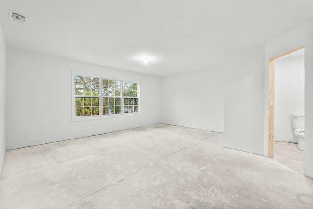 680 Mallet Bayou Rd, Freeport, FL 32439 - empty room featuring visible vents and concrete flooring