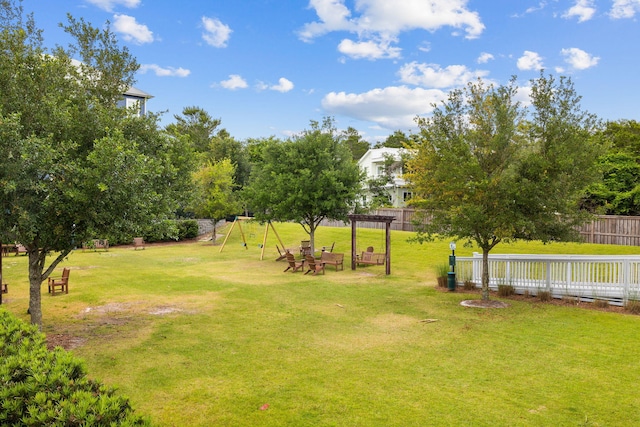 view of yard featuring fence
