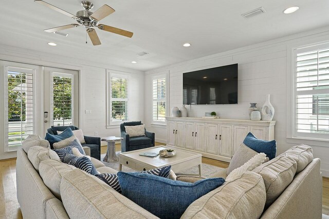 54 Dune Dr, Santa Rosa Beach, FL 32459 - living room with light wood-type flooring, visible vents, ceiling fan, and recessed lighting