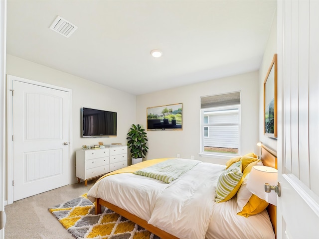 643 Earl Godwin Rd, Freeport, FL 32439 - bedroom featuring light carpet