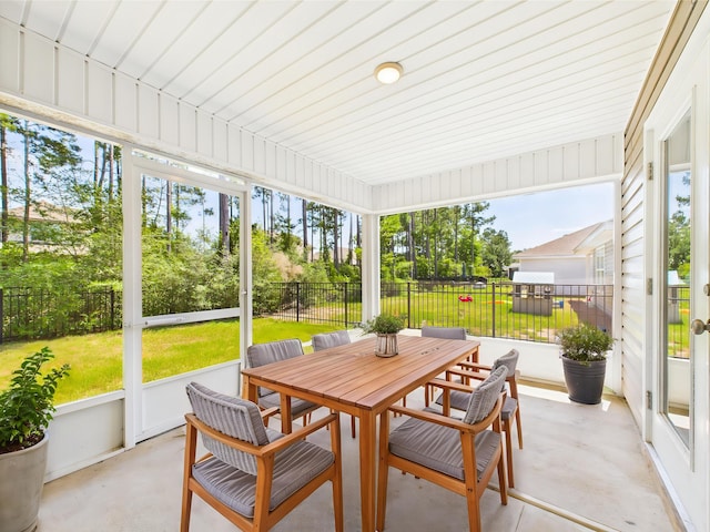 643 Earl Godwin Rd, Freeport, FL 32439 - sunroom featuring outdoor dining area and plenty of natural light