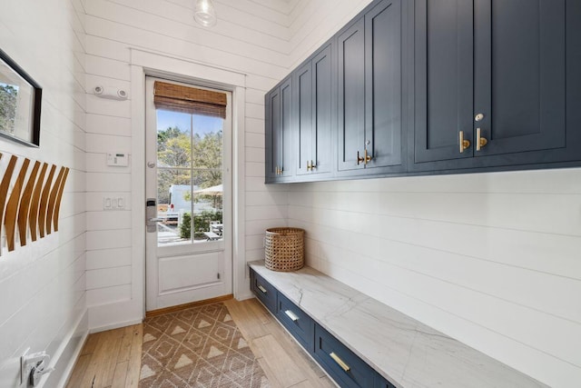 76 Tall Timber Ct, Santa Rosa Beach, FL 32459 - mudroom featuring light wood-type flooring