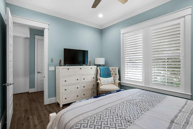 bedroom with crown molding, wood finished floors, recessed lighting, baseboards, and ceiling fan