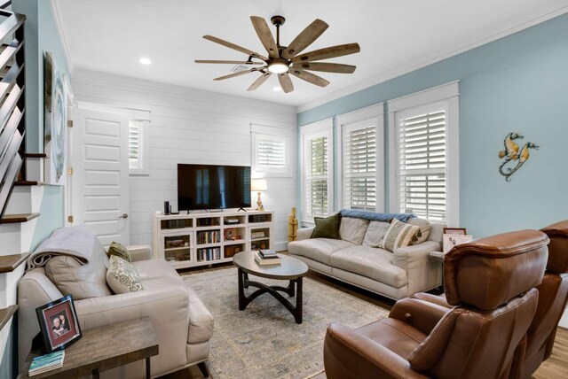 161 Lakewood Dr, Santa Rosa Beach, FL 32459 - living area featuring a ceiling fan, wood finished floors, recessed lighting, and ornamental molding