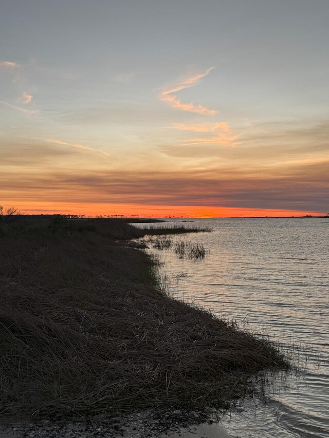 1548 Leisure Ln, Saint George Island, FL 32328