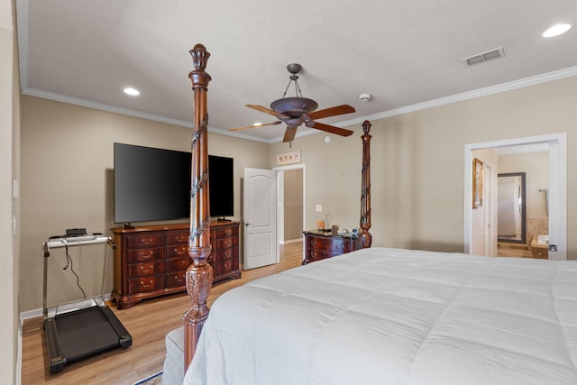 1124 Willowood Cir, Gulf Breeze, FL 32563 - bedroom with visible vents, ensuite bathroom, ornamental molding, light wood finished floors, and recessed lighting