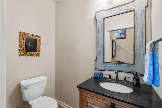 1124 Willowood Cir, Gulf Breeze, FL 32563 - bathroom with vanity and toilet