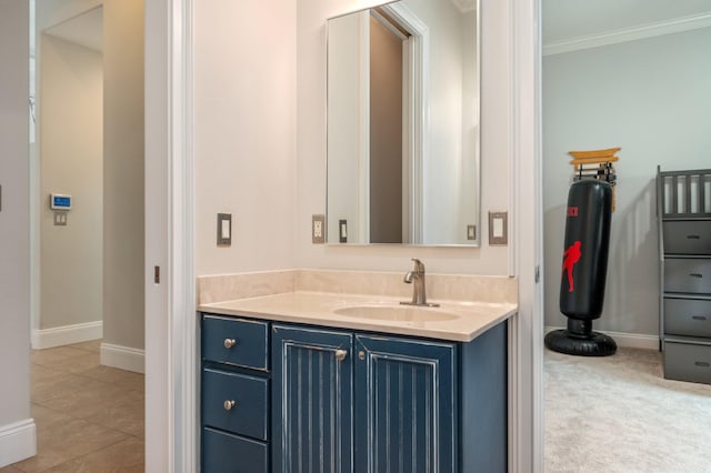 4594 Nautical Ct, Destin, FL 32541 - bathroom with baseboards, ornamental molding, and vanity