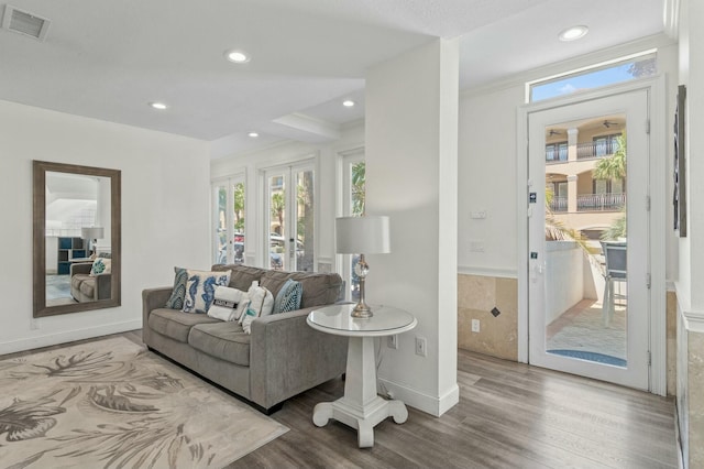 4835 Ocean Blvd, Destin, FL 32541 - living room featuring recessed lighting, wood finished floors, visible vents, and a wealth of natural light
