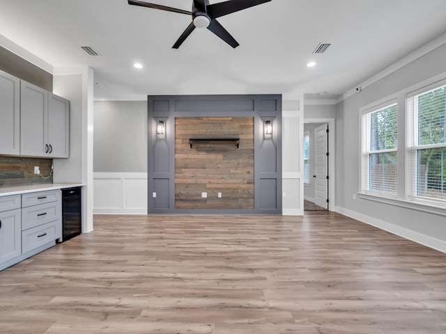 1160 Deer Moss Loop, Niceville, FL 32578 - interior space with wine cooler, visible vents, ceiling fan, and recessed lighting