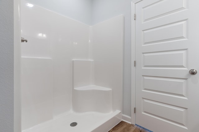 6117 Tansey St, Crestview, FL 32539 - bathroom with a shower and wood finished floors