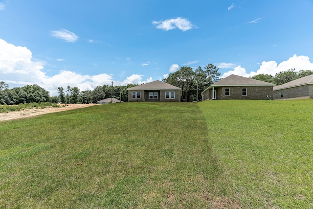 6117 Tansey St, Crestview, FL 32539 - view of grassy yard