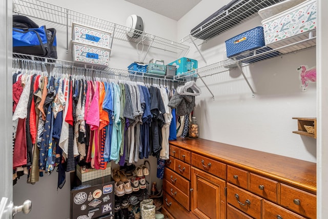 730 Cornelia St, Freeport, FL 32439 - view of spacious closet