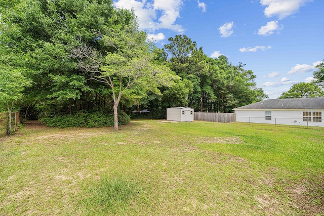 2899 Wisteria Ave, Crestview, FL 32539 - view of yard featuring a shed and an outdoor structure