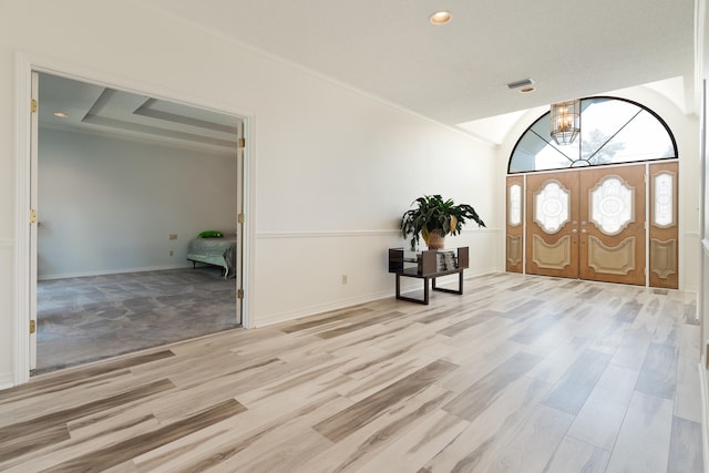 809 Main St, Destin, FL 32541 - entryway featuring a chandelier, light wood-type flooring, visible vents, and recessed lighting