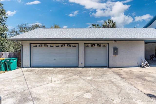 809 Main St, Destin, FL 32541 - garage with fence