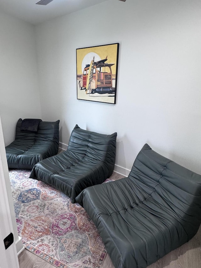 34 Gulf Breeze Ct, Destin, FL 32541 - bedroom featuring baseboards