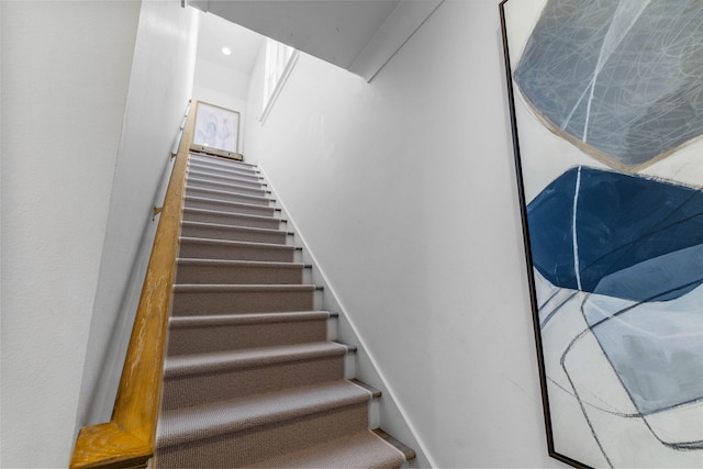 141 Sandchase Cir, Watersound, FL 32461 - view of staircase