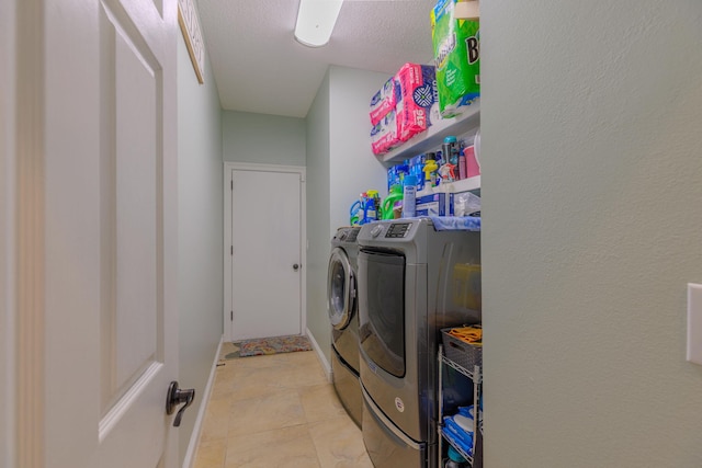 4030 Indian Trl, Destin, FL 32541 - laundry area featuring washing machine and clothes dryer and laundry area
