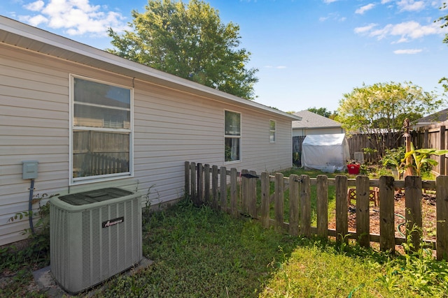 322 Apple Dr, Crestview, FL 32536 - view of property exterior with central air condition unit and fence