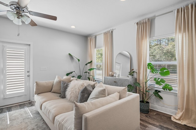 living room with recessed lighting, baseboards, a ceiling fan, and wood finished floors