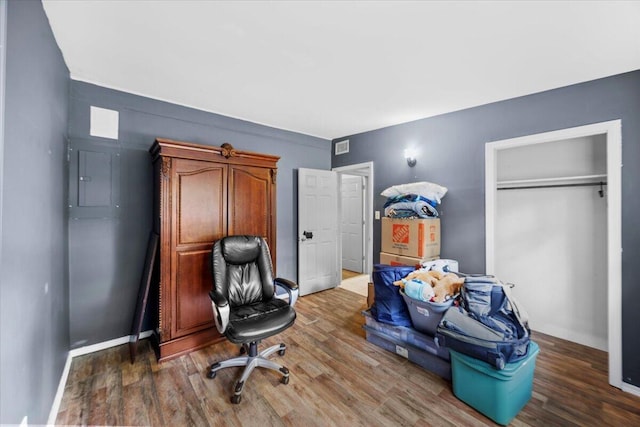 706 Mary Ave, Fort Walton Beach, FL 32547 - home office with wood finished floors and baseboards