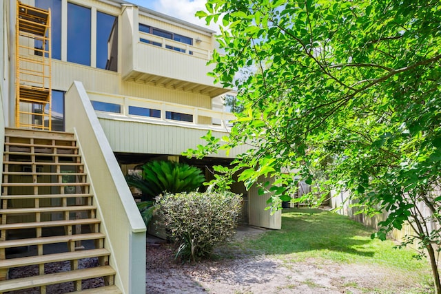 8520 Gulf Blvd # Ut-39, Navarre, FL 32566 - rear view of house with stairs