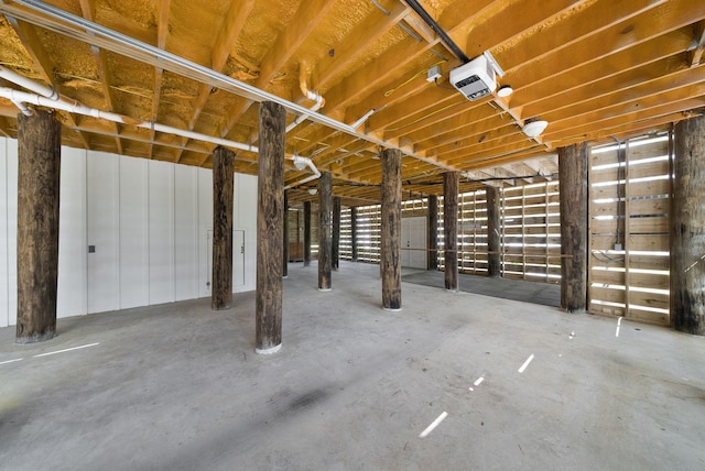 205 Mallard Ln, Santa Rosa Beach, FL 32459 - garage featuring a garage door opener