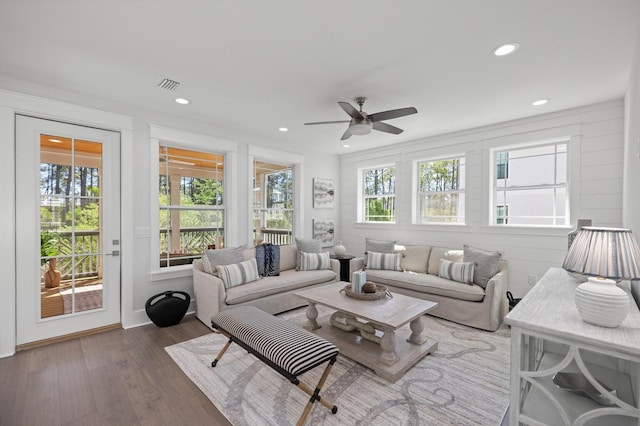 sunroom featuring visible vents