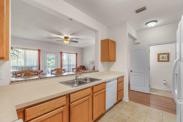 387 Twin Lakes Ln, Destin, FL 32541 - kitchen with white appliances, a sink, light countertops, and a ceiling fan