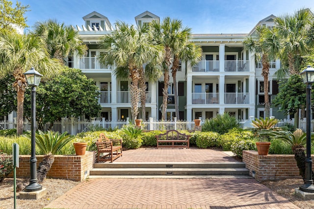 9200 Baytowne Wharf Blvd Unit 441, Miramar Beach, FL 32550 - view of home's community with fence