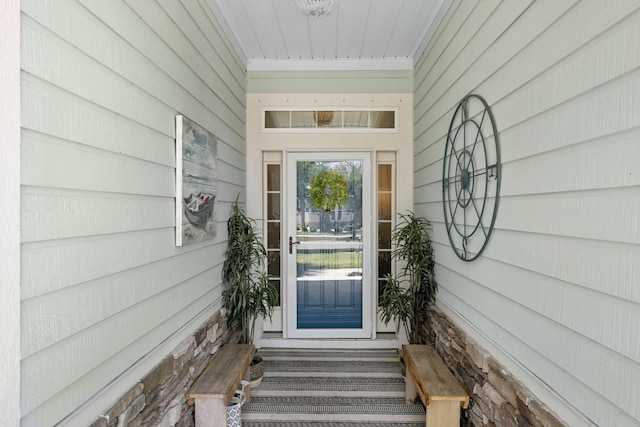 view of exterior entry