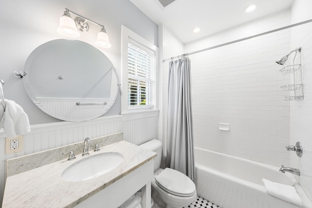 265 Salt Box Ln, Watersound, FL 32461 - full bathroom with wainscoting, vanity, toilet, shower / tub combo, and visible vents