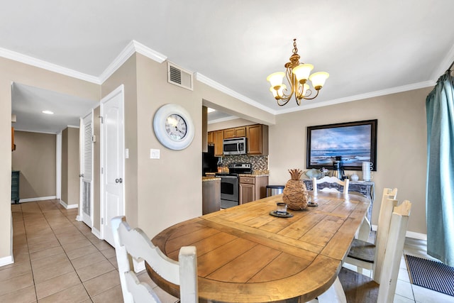 220 N Driftwood Bay Dr Unit 40A, Miramar Beach, FL 32550 - dining room featuring a chandelier, baseboards, visible vents, and light tile patterned flooring