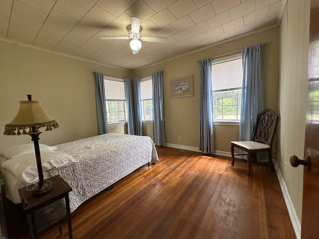 510 E Fisher St, Pensacola, FL 32503 - bedroom with hardwood / wood-style floors, baseboards, ceiling fan, and crown molding
