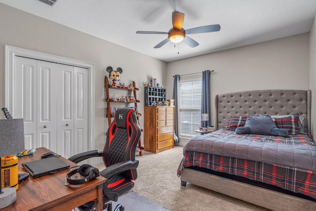 9124 Orlando Ave, Navarre, FL 32566 - bedroom with carpet floors, a closet, and ceiling fan