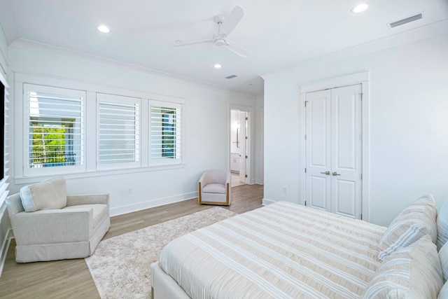 40 Cote D Azur Dr, Santa Rosa Beach, FL 32459 - bedroom featuring ornamental molding, recessed lighting, visible vents, and wood finished floors