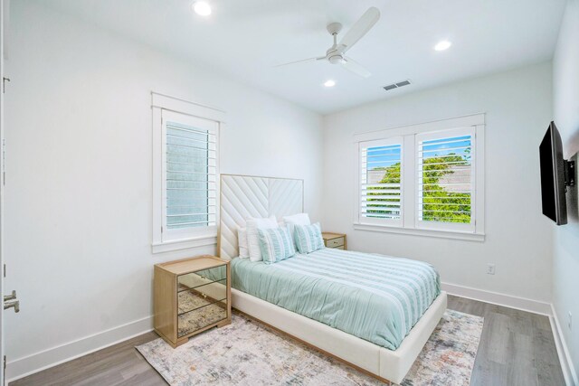 40 Cote D Azur Dr, Santa Rosa Beach, FL 32459 - bedroom featuring wood finished floors, visible vents, recessed lighting, and baseboards