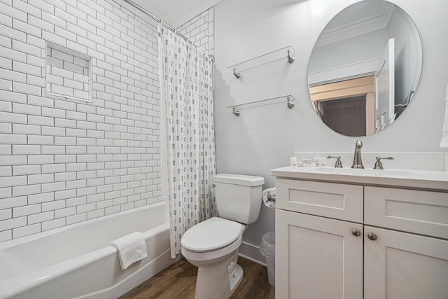 116 Riviera Dr, Panama City Beach, FL 32413 - bathroom featuring shower / bath combination with curtain, toilet, vanity, and wood finished floors