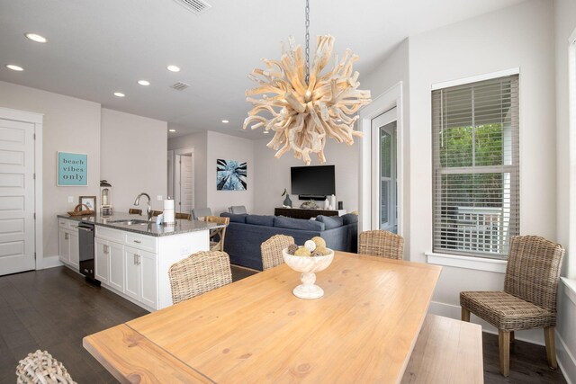 374 Gulfview Cir, Santa Rosa Beach, FL 32459 - dining room with dark wood-style flooring, visible vents, recessed lighting, and baseboards
