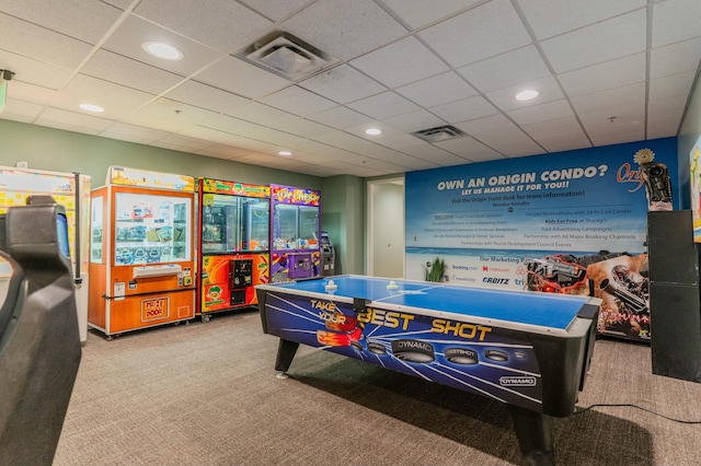 playroom with visible vents, a drop ceiling, carpet, and recessed lighting