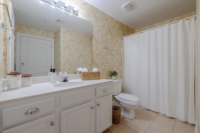 17545 Front Beach Rd Unit 1507, Panama City Beach, FL 32413 - full bath with wallpapered walls, tile patterned floors, vanity, a textured ceiling, and a shower with curtain