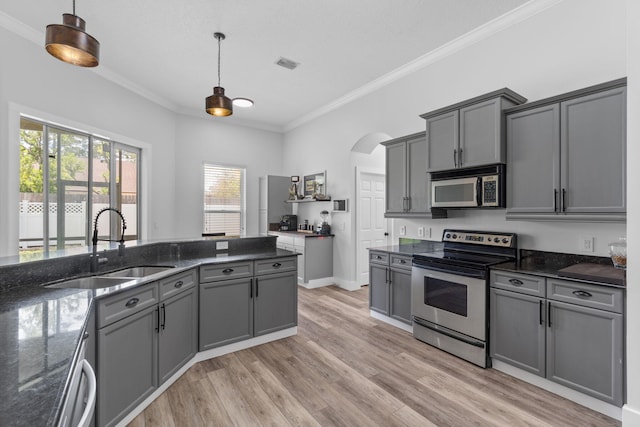 129 Red Maple Way, Niceville, FL 32578 - kitchen with stainless steel range with electric cooktop, crown molding, a sink, gray cabinetry, and plenty of natural light